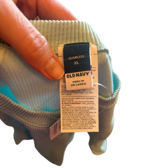 NWT Old Navy Seamless Top in Light Blue Size Extra Large (XL) - Picture 6 of 6